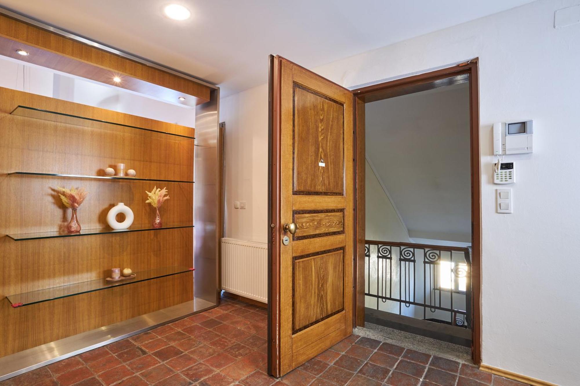 Apartamento Zatecka - Terrace In The Old Town